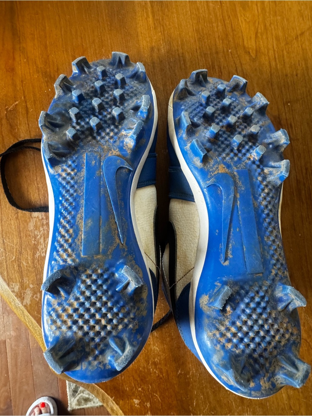 Men size 7 Blue and White Nike Air Force  Cleats with Black Swoosh - Picture 7 of 7